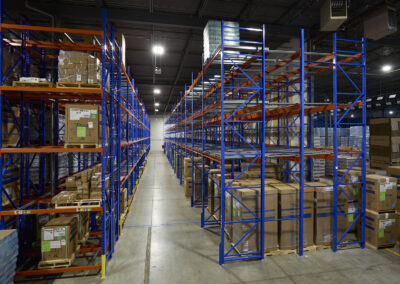 High density storage system in warehouse
